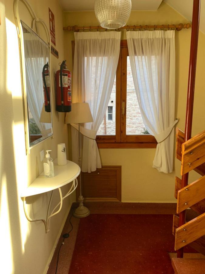 Hostal Docar เลร์มา ภายนอก รูปภาพ