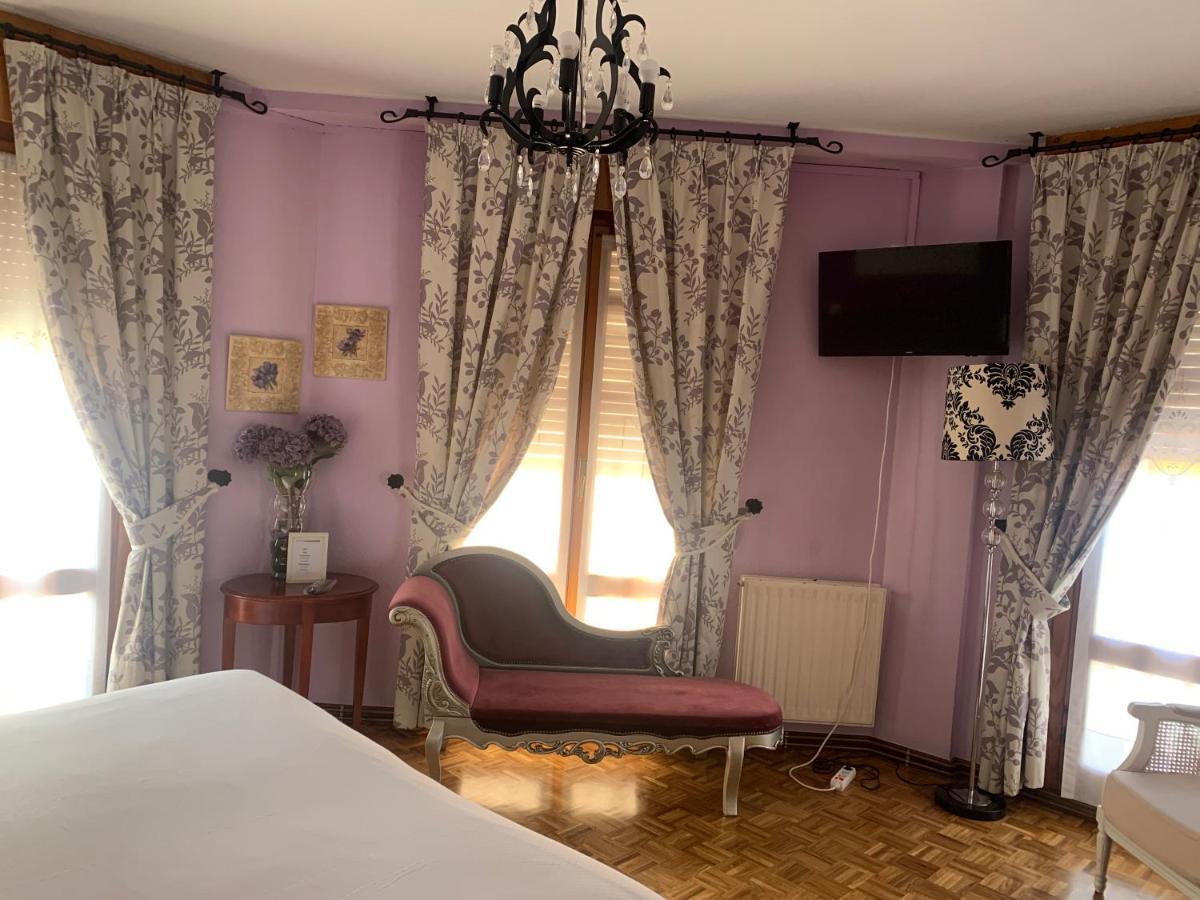 Hostal Docar เลร์มา ภายนอก รูปภาพ