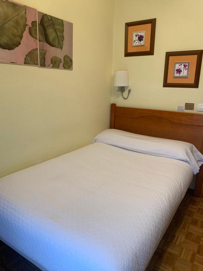 Hostal Docar เลร์มา ภายนอก รูปภาพ
